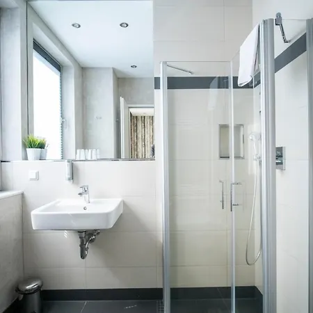 - Aparthotel